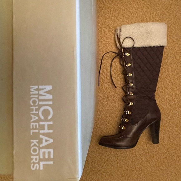Knee high lace up boots. Michael Kors.              8 1/2 medium - Picture 2 of 5